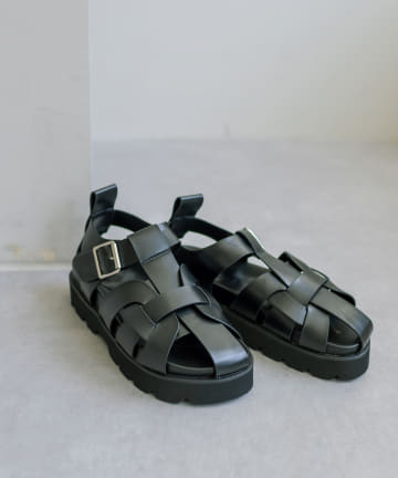 PUAL CE CIN(ピュアルセシン) ボリュームソールグルカサンダル