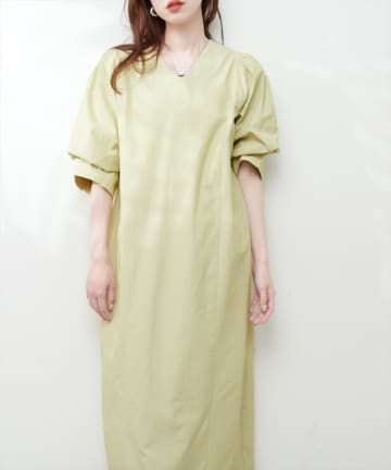 natural couture(ナチュラルクチュール) ボリュームスリーブVネックワンピース