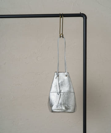 【MARCOMASI/マルコマージ】 シルバー巾着BAG