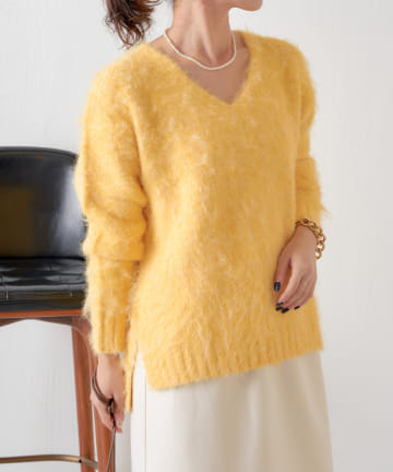 Jena　espace merveilleux(ジェナ　エスパスメルヴェイユ) シャギーVネックニット