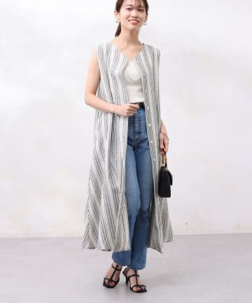 Chez toi(シェトワ) BACKチュールジレワンピース