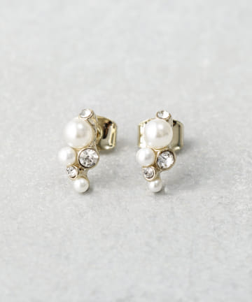 パールビジューピアス