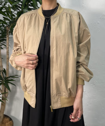 Jena　espace merveilleux(ジェナ　エスパスメルヴェイユ) バックギャザーブルゾン
