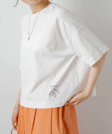 PUAL CE CIN(ピュアルセシン) クロップド丈ワンポイントプリントTシャツ