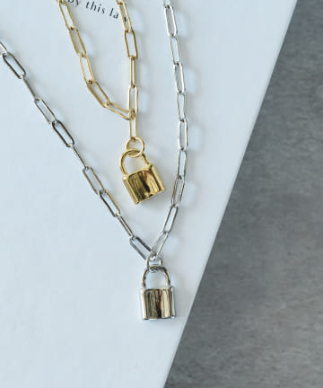 パドロックネックレス