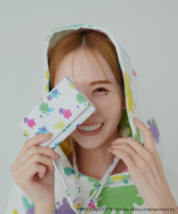 natural couture(ナチュラルクチュール) アイドルマスター SideMコラボ 花園百々人のペンキ柄マルチカードケース