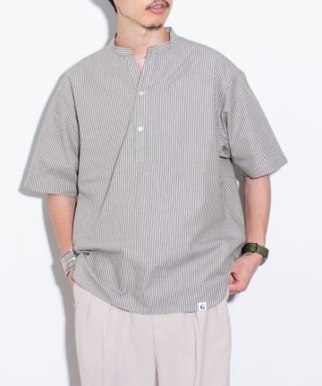 FREDY & GLOSTER(フレディ アンド グロスター) 【GLOSTER】スキッパーバンドカラー半袖シャツ シアサッカー ストライプ