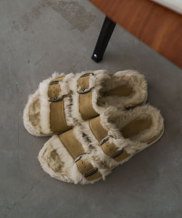 【CORSO ROMA/コルソローマ】ムートンサンダル