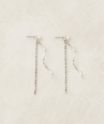 Lattice(ラティス) <チタン>パールピアス