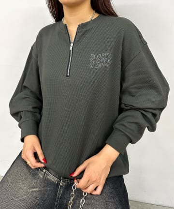 OUTLET(アウトレット) 【WHO'S WHO gallery】ワッフルハーフジップ刺繍ロゴビッグロンT
