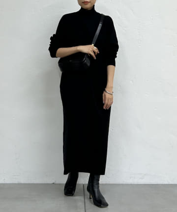 ハイネック総針ニットワンピース