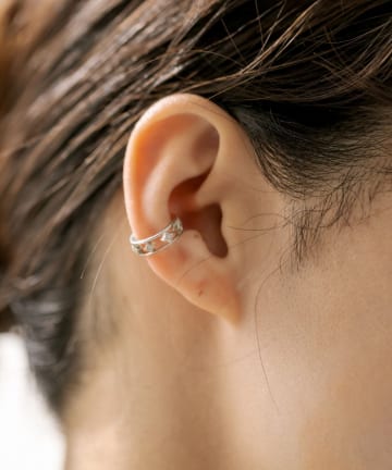 ear PAPILLONNER(イア パピヨネ) 《WEB限定》透かしダイヤイヤーカフ