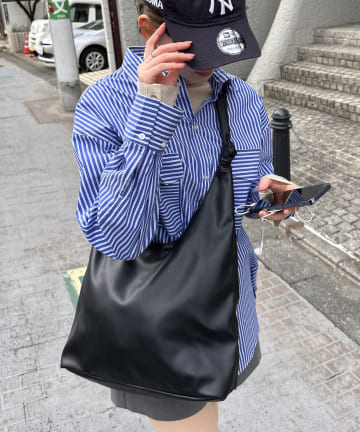 【大容量】くったりノットハンドルショルダーバッグ