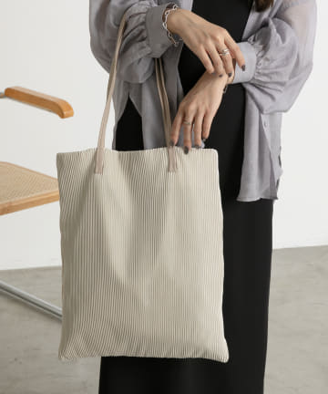 《 オケージョンにも◎ 》プリーツサテントート