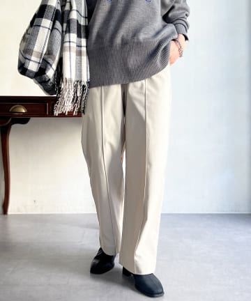 ストレッチストレートパンツ