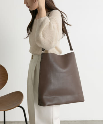 【大容量】レザーライクビッグショルダー