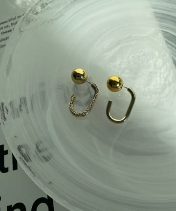 DOUDOU(ドゥドゥ) メタルキューブピアス