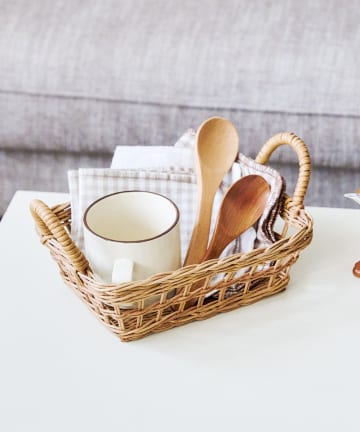 salut!(サリュ) ラタン取っ手付き浅型バスケット：小