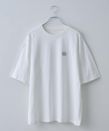 COLONY 2139(コロニー トゥーワンスリーナイン) 夜光糸刺繍Tシャツ(parade)