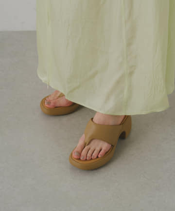 Pasterip(パセリ) Thelma thong sandals