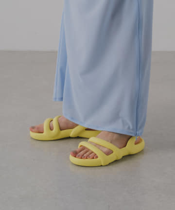 Pasterip(パセリ) Kobarah flat sandals