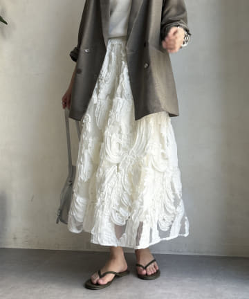【WEB限定】オーガンジーコード刺繍スカート