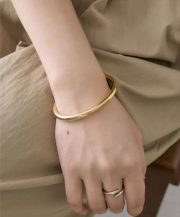 [Eau]circle bangle