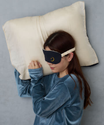 BIRTHDAY BAR(バースデイバー) Beauty Sleep Silk pillow cover シルク製枕カバー