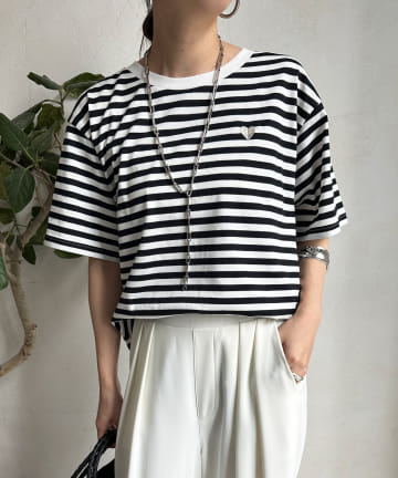 ハート刺繍半袖TEE
