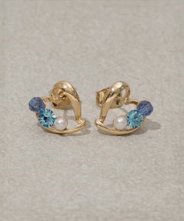 モチーフ付ハートピアス