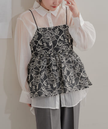 シアー花刺繍キャミブラウス