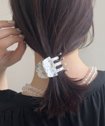 【まとめやすいサイズ感】ヘアクリップ