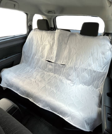 3COINS(スリーコインズ) 接触冷感後部座席シートカバー