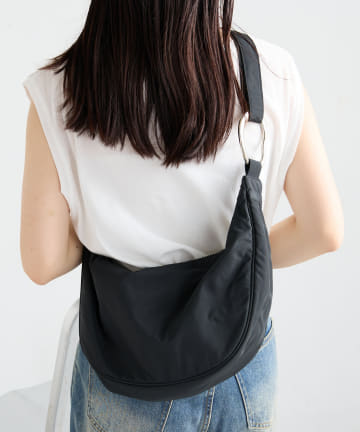 loti ナイロンショルダークロワッサンBAG