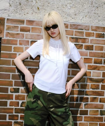 OUTLET(アウトレット) 【WHO'S WHO gallery】フューチャーロゴハイネックトップス