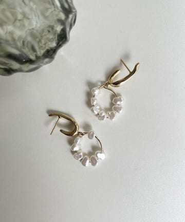 パールフープピアス