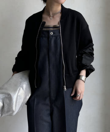 【WEB限定】ダンボール異素材ギャザー袖ブルゾン