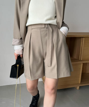OUTLET(アウトレット) 【CAPRICIEUX LE'MAGE】タックベルテッドショートパンツ