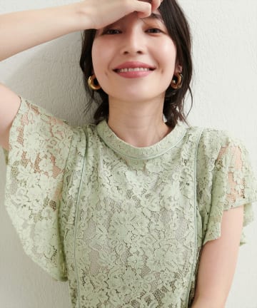 natural couture(ナチュラルクチュール) ラッフルレースパイピングブラウス