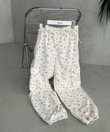 サイドレースカーゴパンツ