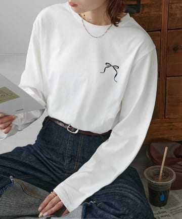 【WEB限定】刺繍リボンロングTシャツ