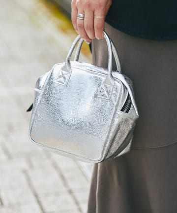 キューブボックスメタリック2WAYバッグ