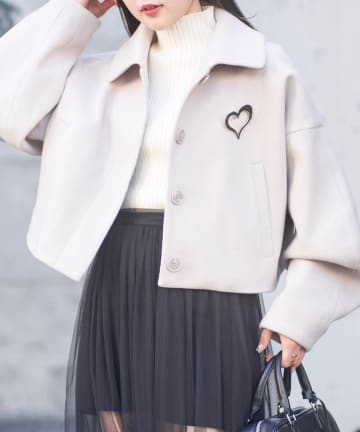 OUTLET(アウトレット) 【Chico】ブローチ付ウールショート丈コート