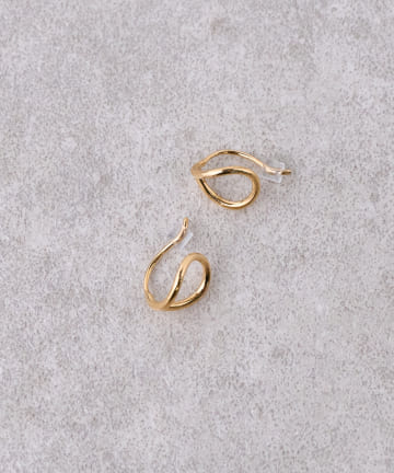 《Helena Rohner》スモールドロップピアス