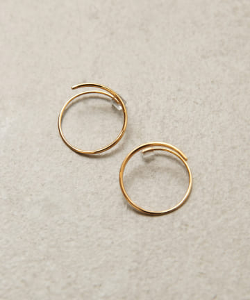 《Helena Rohner》オープンスパイラルフープピアス