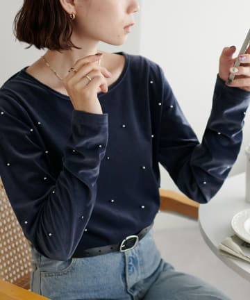 【WEB限定】ベロアスタッズ使いプルオーバー