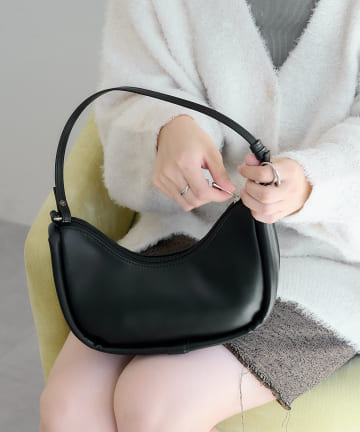 Kastane(カスタネ) ウェーブハンドバッグ