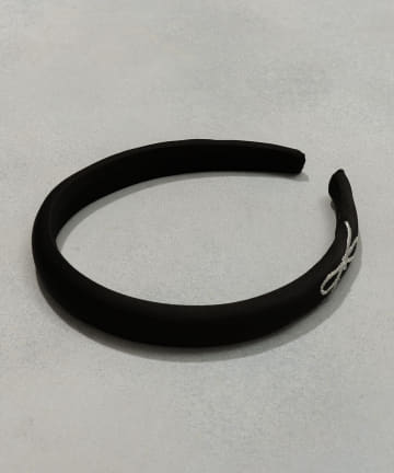 刺繍リボンカチューシャ