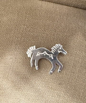 【ADRAR/アドラル】 SVホース ピン