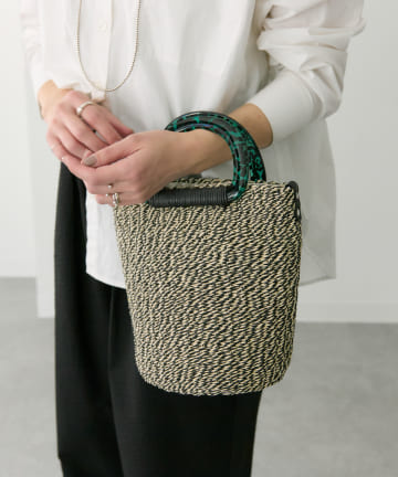 ear PAPILLONNER(イア パピヨネ) ペーパーバケツショルダーバッグ